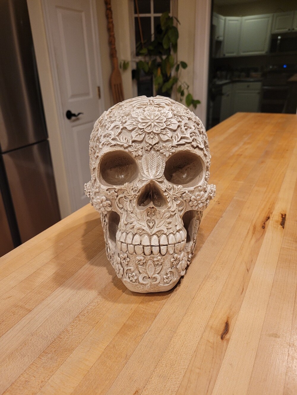 NEW Ornate Floral Carved Decorative Sugar Skull - Ivory